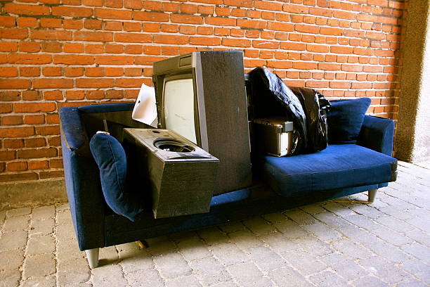 Best Commercial Cleanout Services  in Mirrormont, WA